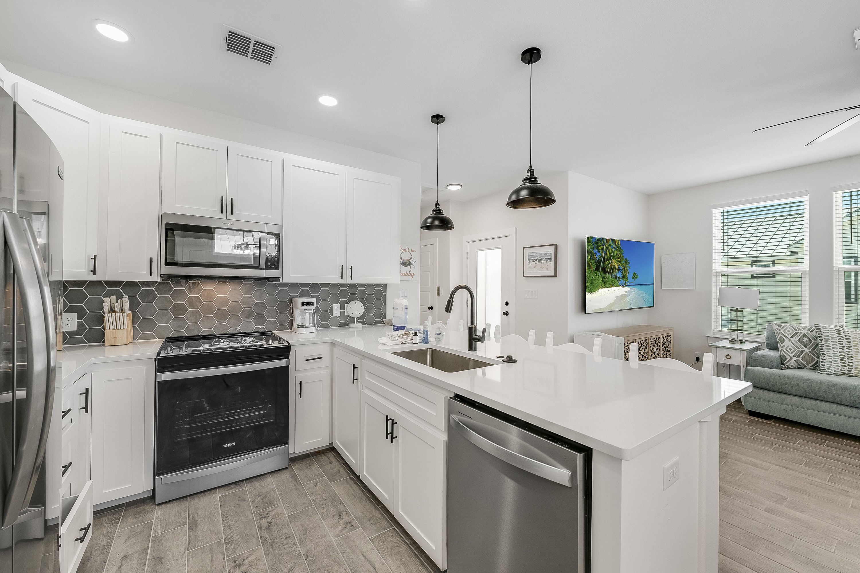 Open Kitchen and Dining Area with Ample Seating