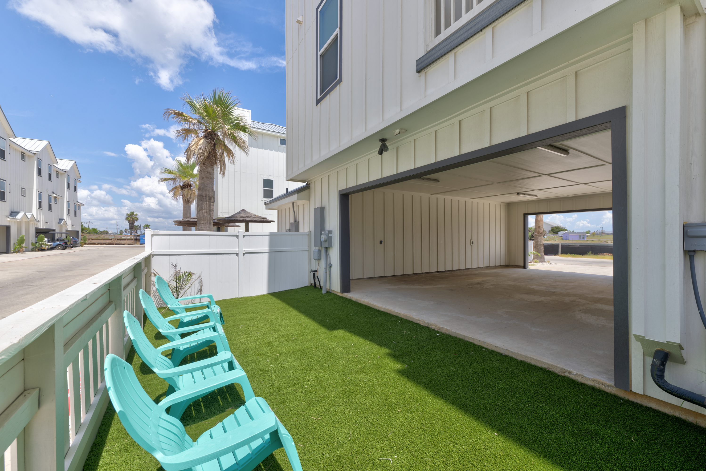 Private Outdoor Space with Turf- Perfect for Lounging and Games