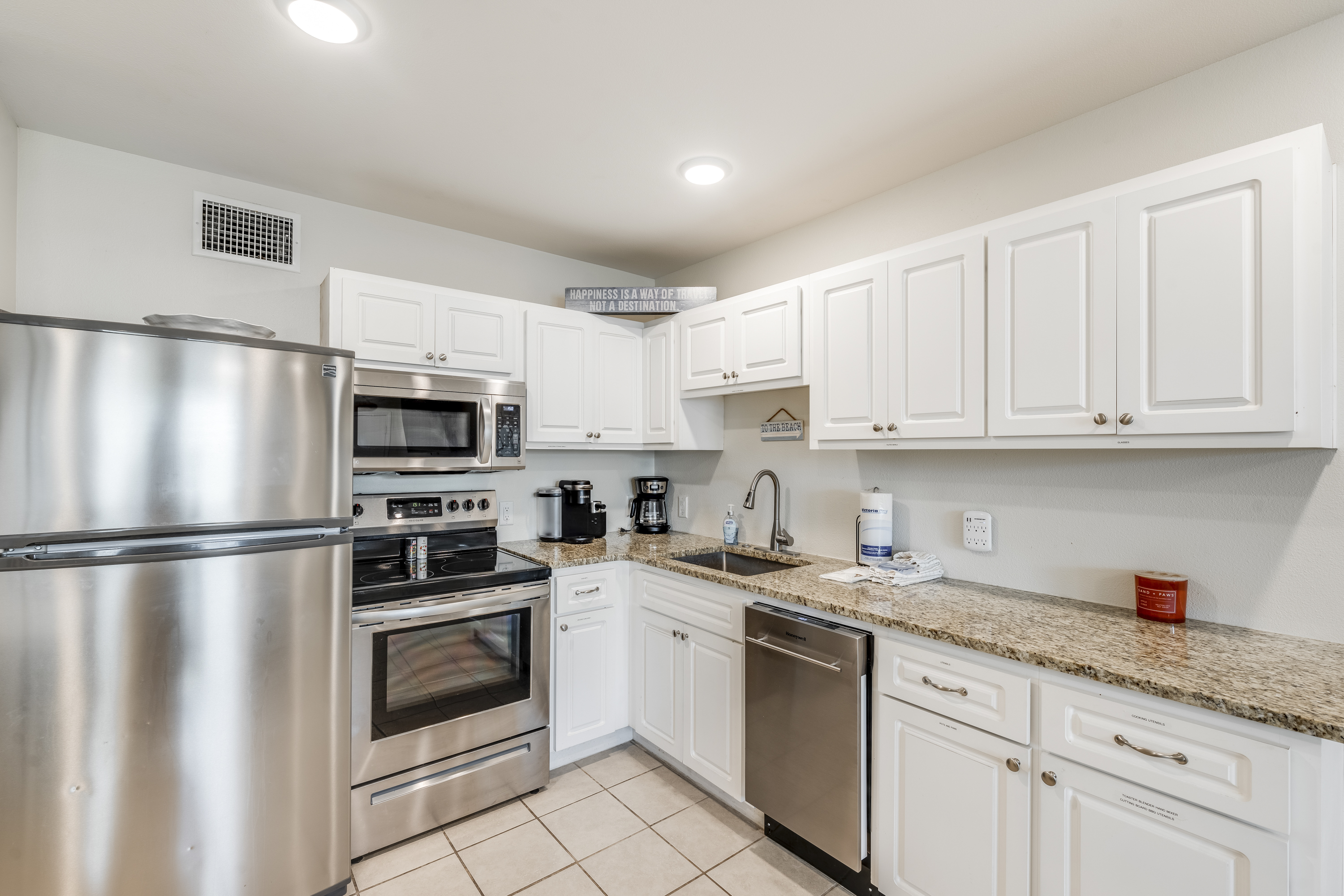 Enjoy the style and function of a kitchen updated with stainless steel appliances.