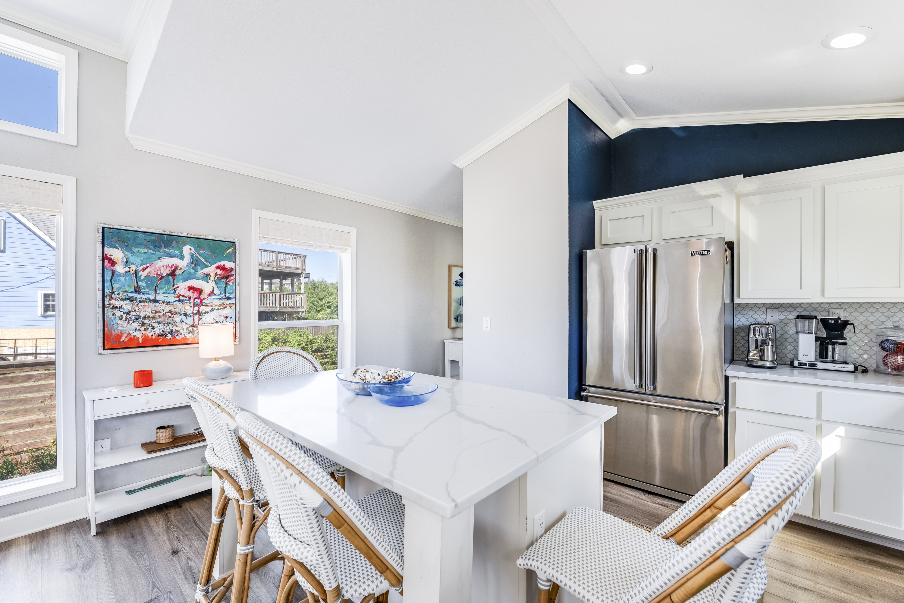 Snack time or chat time — take your pick! The bar offers seating for four, perfect for easy bites and good company