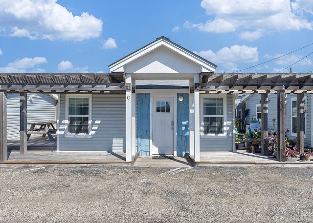 Silver C Cottage  SS523C