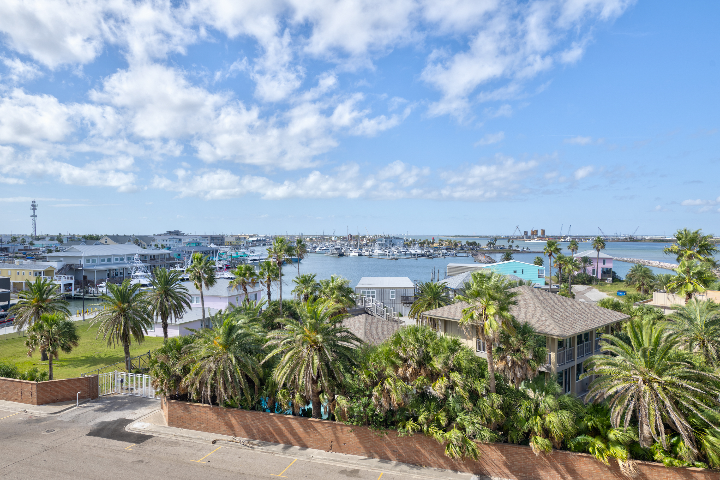 Endless water, endless wonder, endless relaxation