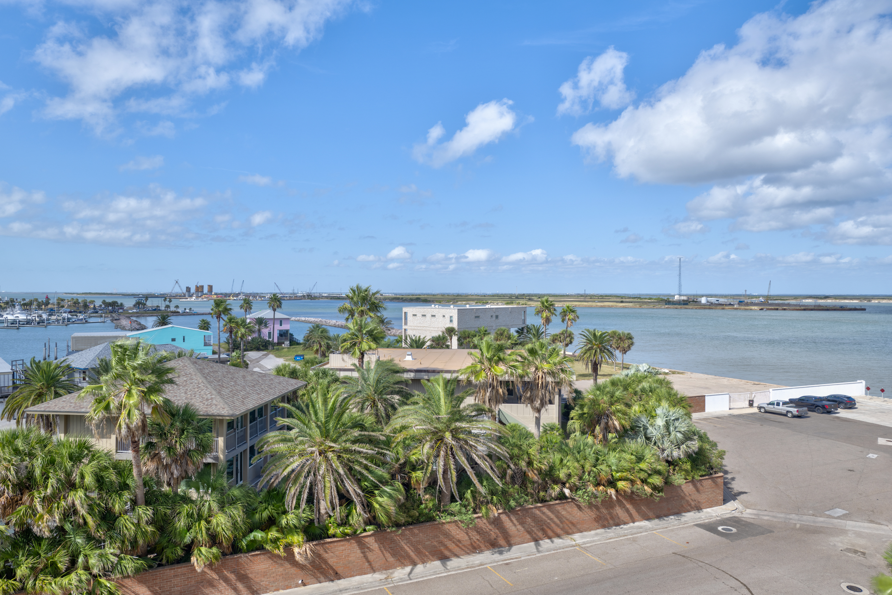 Your front-row seat to unforgettable sunsets over the bay