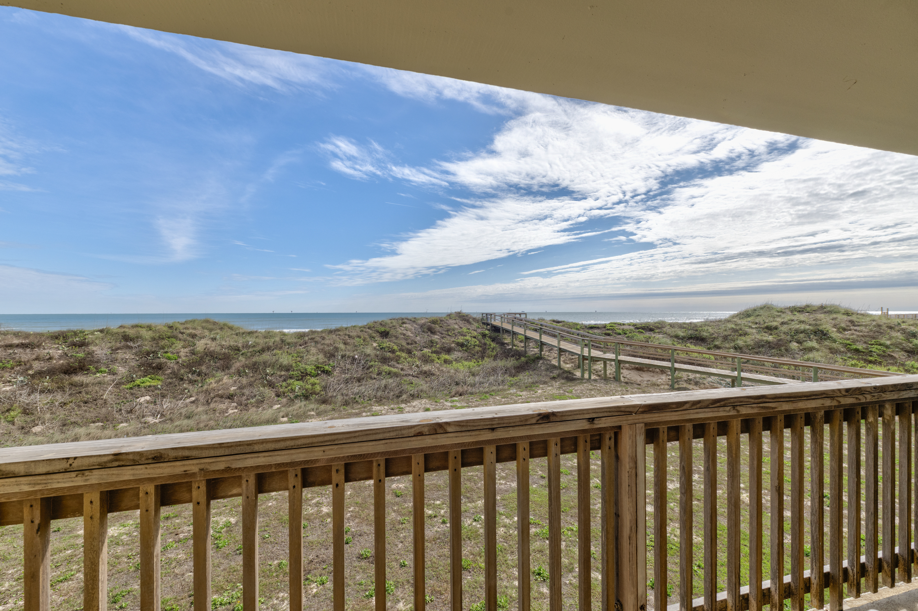 Mustang Towers 102 MT102