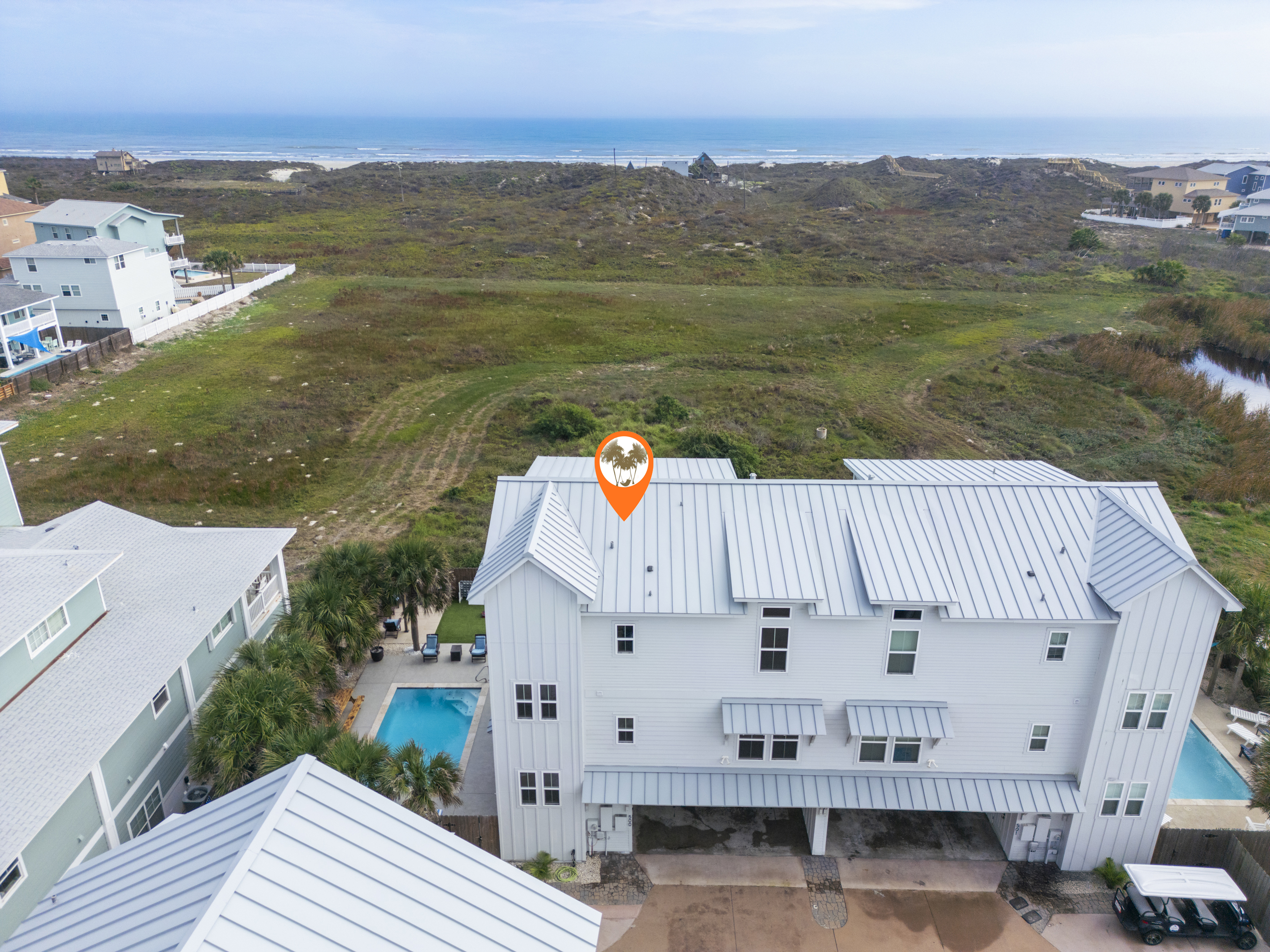 Gather your crew! Casa De Crypto PPV500 is perfect for groups of up to 12.