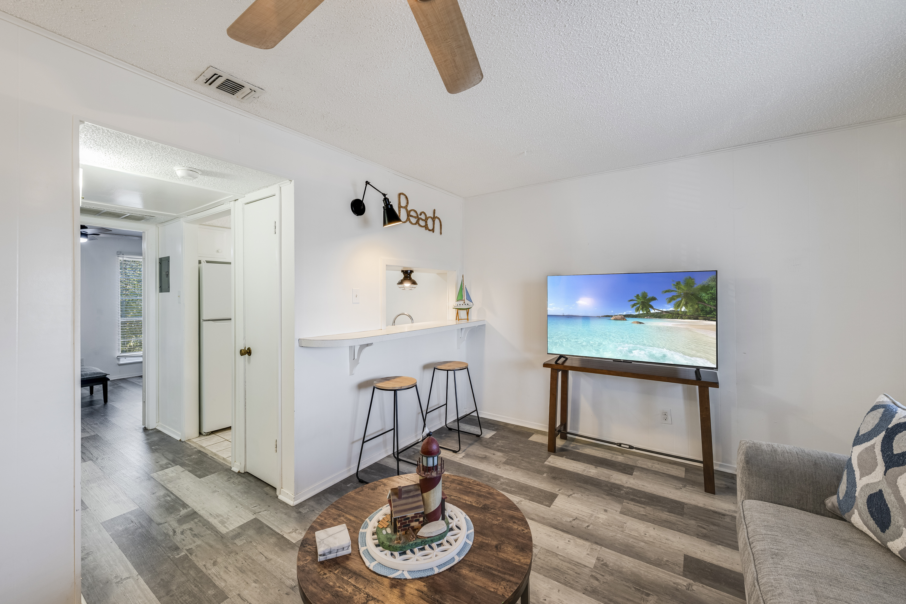 Mustang Isle MI24 | Photo 4