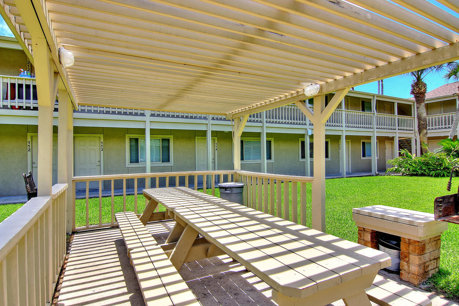 Simply Beachy CY216 | Photo 4