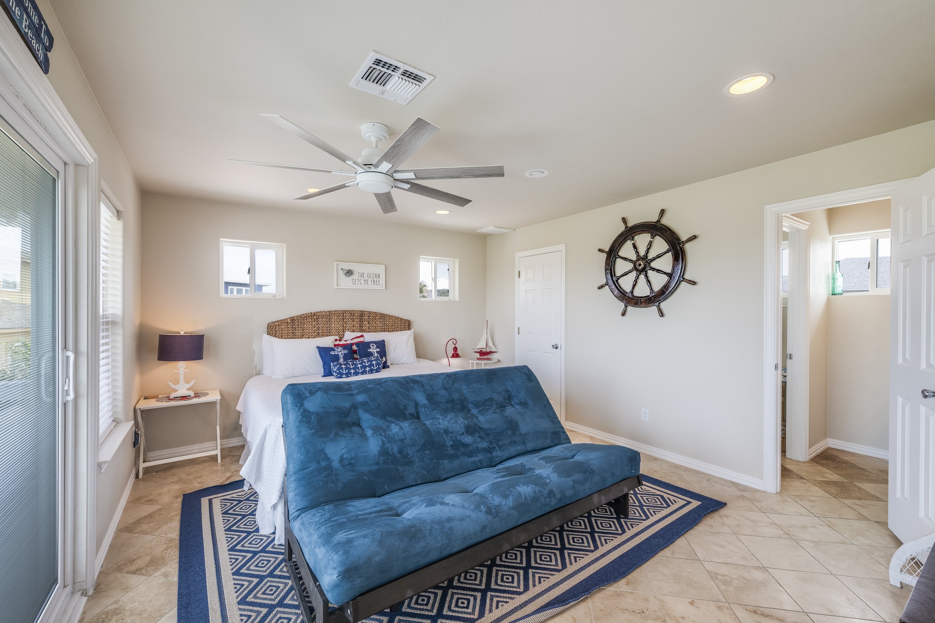 Relax after beach-filled days in your king-size suite with bonus futon and easy patio access to the third-floor balcony.