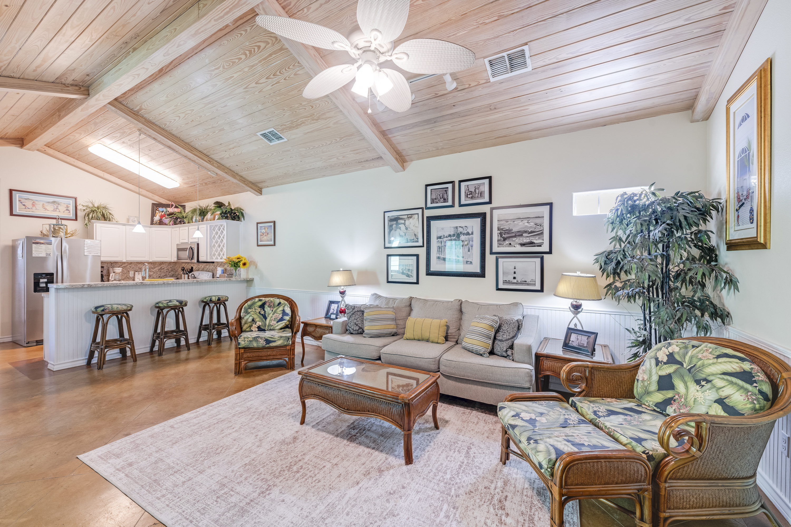 Flowing kitchen, dining, and living area