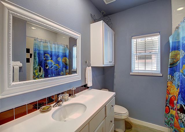 Full bathroom with single vanity