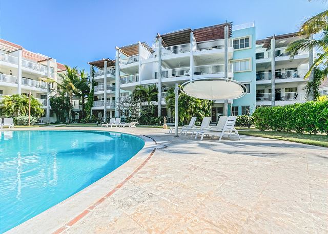 Playa Turquesa P105 LO_200Mbps_Private Beach Access_BBQ