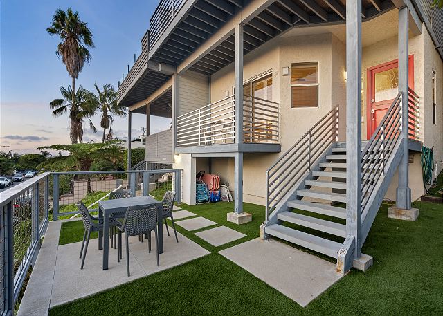 CBS-2369 - Cardiff Panoramic Paradise 5