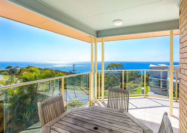 Rainbow Views - Rainbow Beach