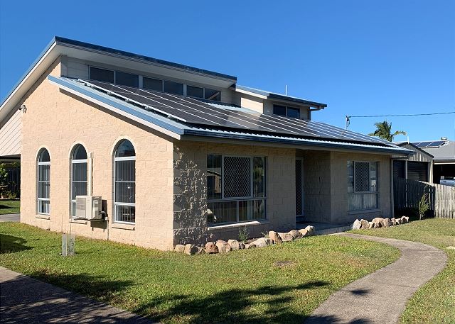 11 Anchovy Street - Tin Can Bay