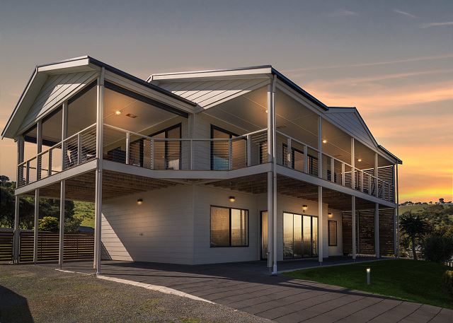 Stunning on Stacey - 42 Stacey Drive