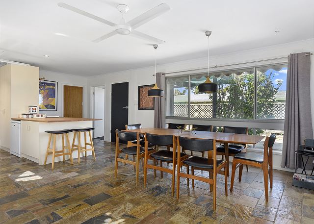 10 Taronga