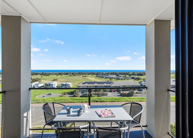 Ticky's Dream - 18 Turnberry Drive