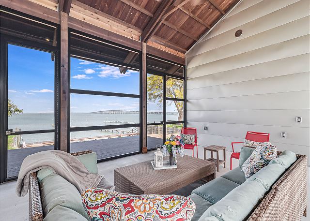 The Cape House 6031RPF