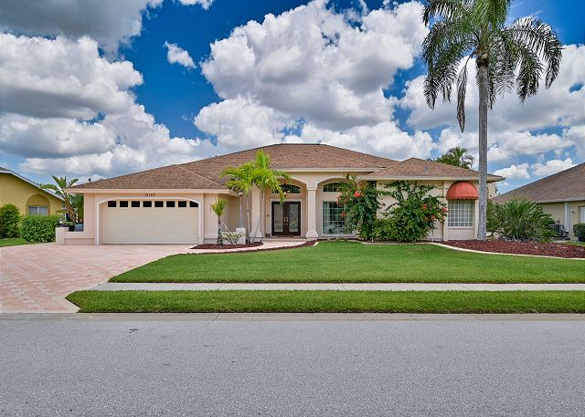 New furnished and decorated 3 bedroom, 3 bathroom single family pool home with stunning lake view located in beautiful South Fort Myers. 