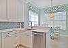 Fully equipped kitchen with breakfast nook