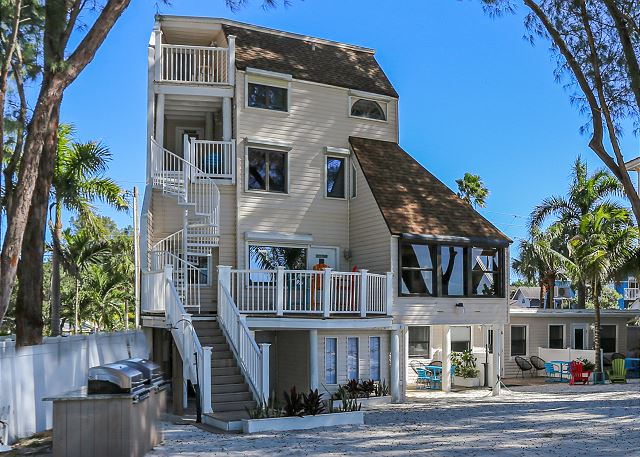 Beach Hugger 1 - Newly remodeled, charming beach front bungalow!