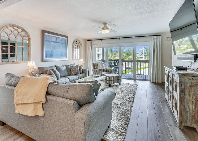 Sand Dunes Townhome C1- Beachfront Townhome, Gorgeous Updates