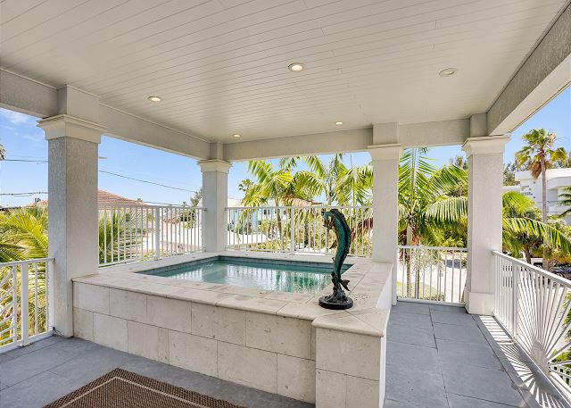 Sunset Point - Dreamy Beach Escape with private hot tub in top location!