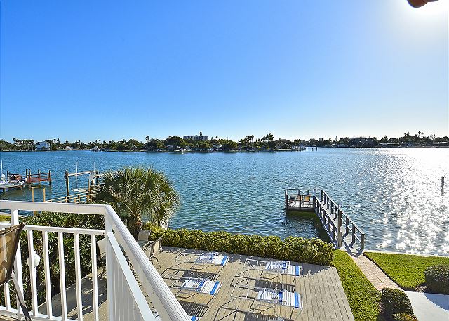 Amadeus 3 Amazing Water view/Steps to beach/Top location!