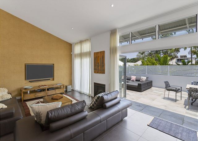 Byron Marvel Penthouse