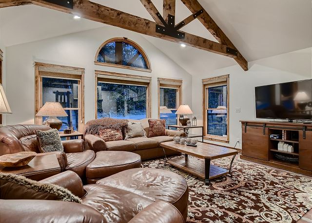 Lodge at Ski Hill