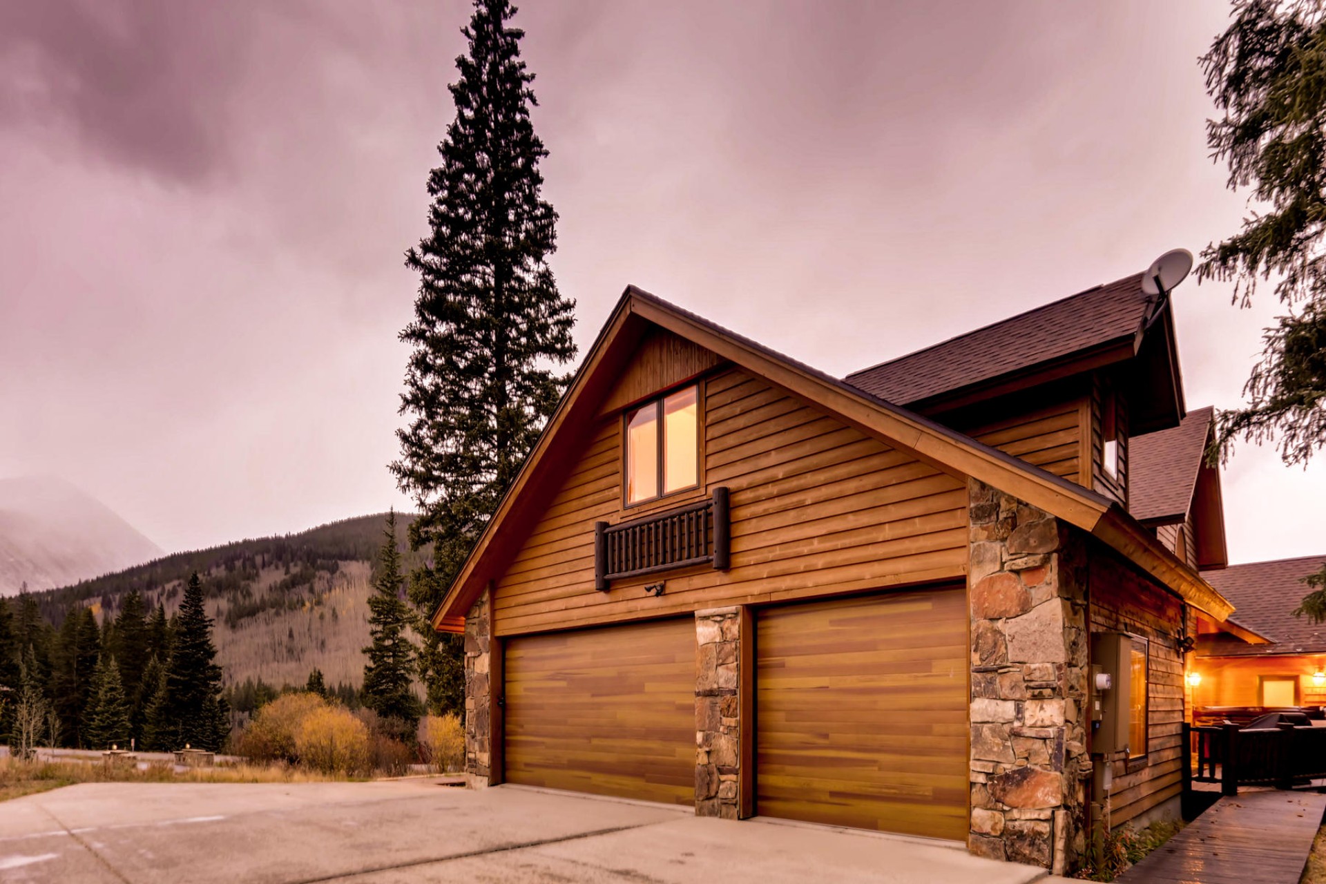 Timber Creek Retreat River Ridge Rentals