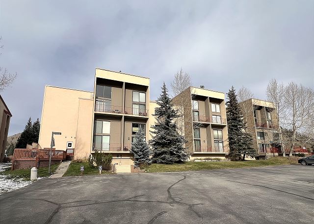 Summit House East 1 Bed Loft 2 Bath SHMB