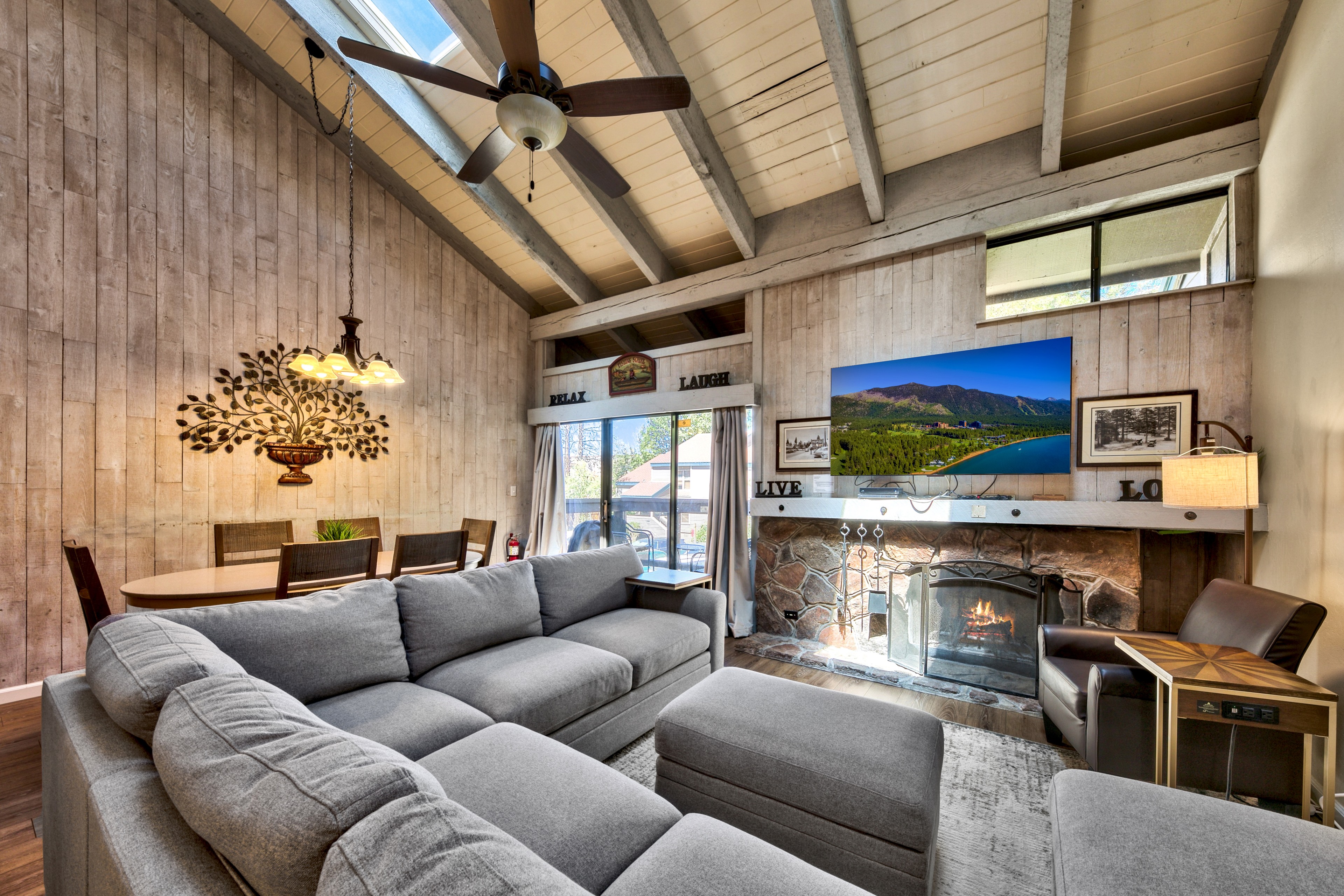 Lakeland Village 481 - Family Footprints by the Lake-Sleeps 10