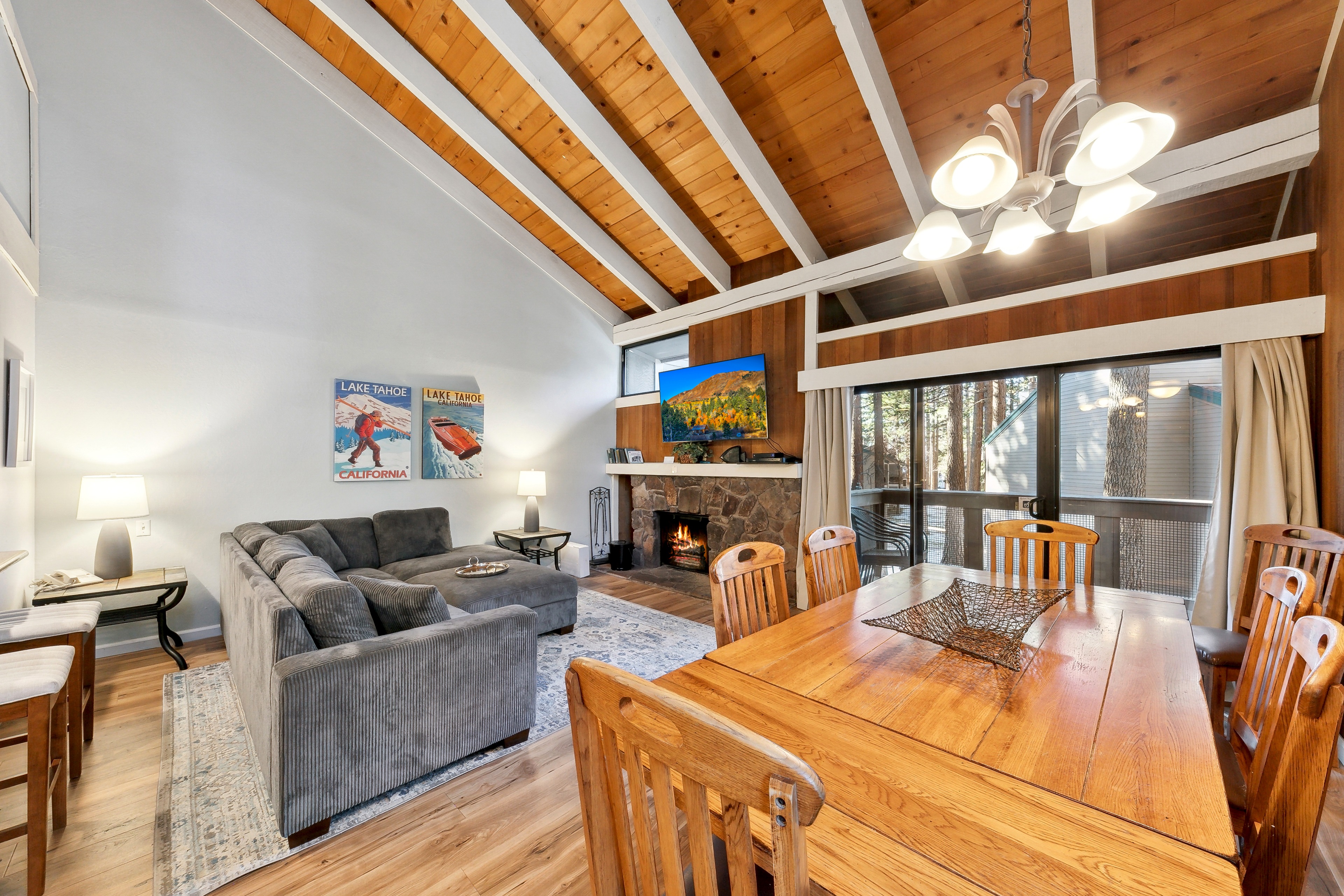 Lakeland Village 403 - Beach & Peak Retreat