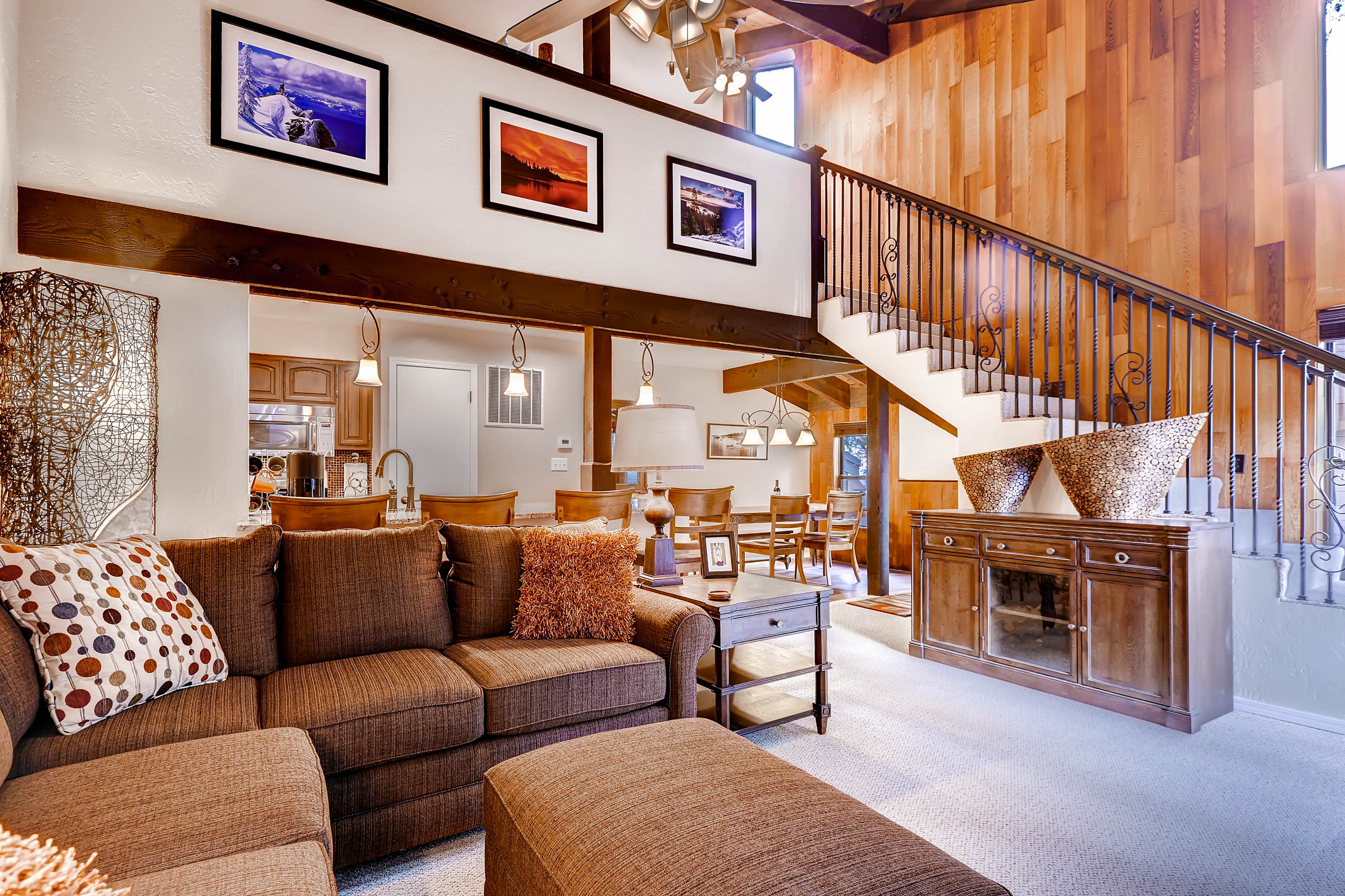 Steps to the beach, Pool, Hot Tub, Sauna LLV480