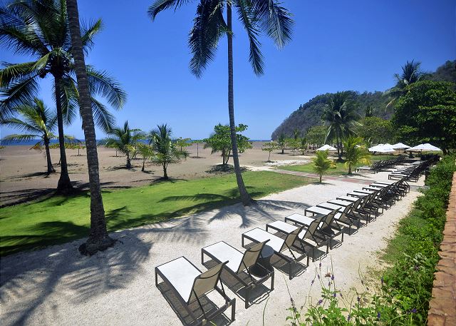The Palms Jaco 1001 Beach Area At Next Door Crocs Resort Where You Have Free Access While Staying The Palms Jaco 1001 10th Floor Vacation Al In Costa