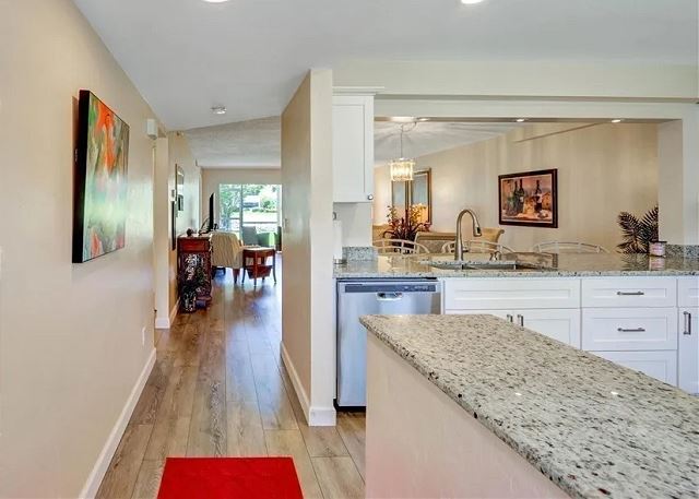 9900 Sunset Cove 114
