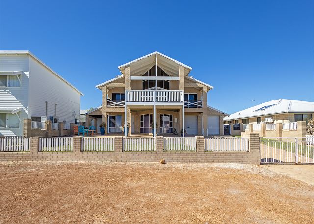 J'Bay Hideaway
