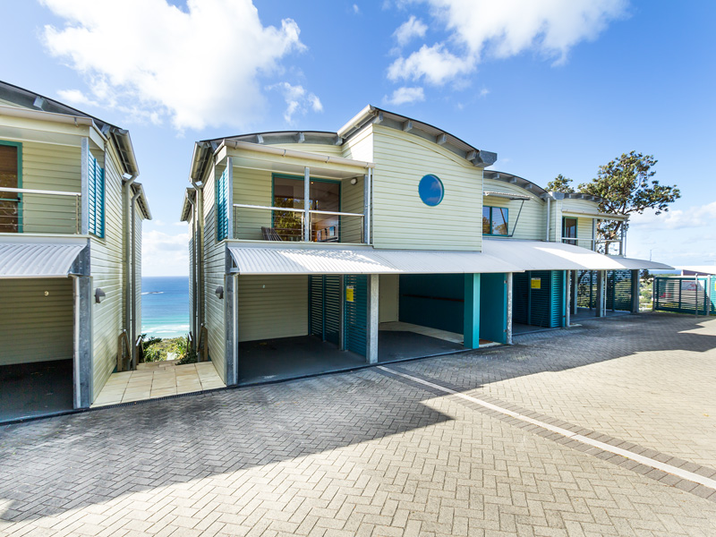 Lookout Unit 4 Ray White North Stradbroke Island