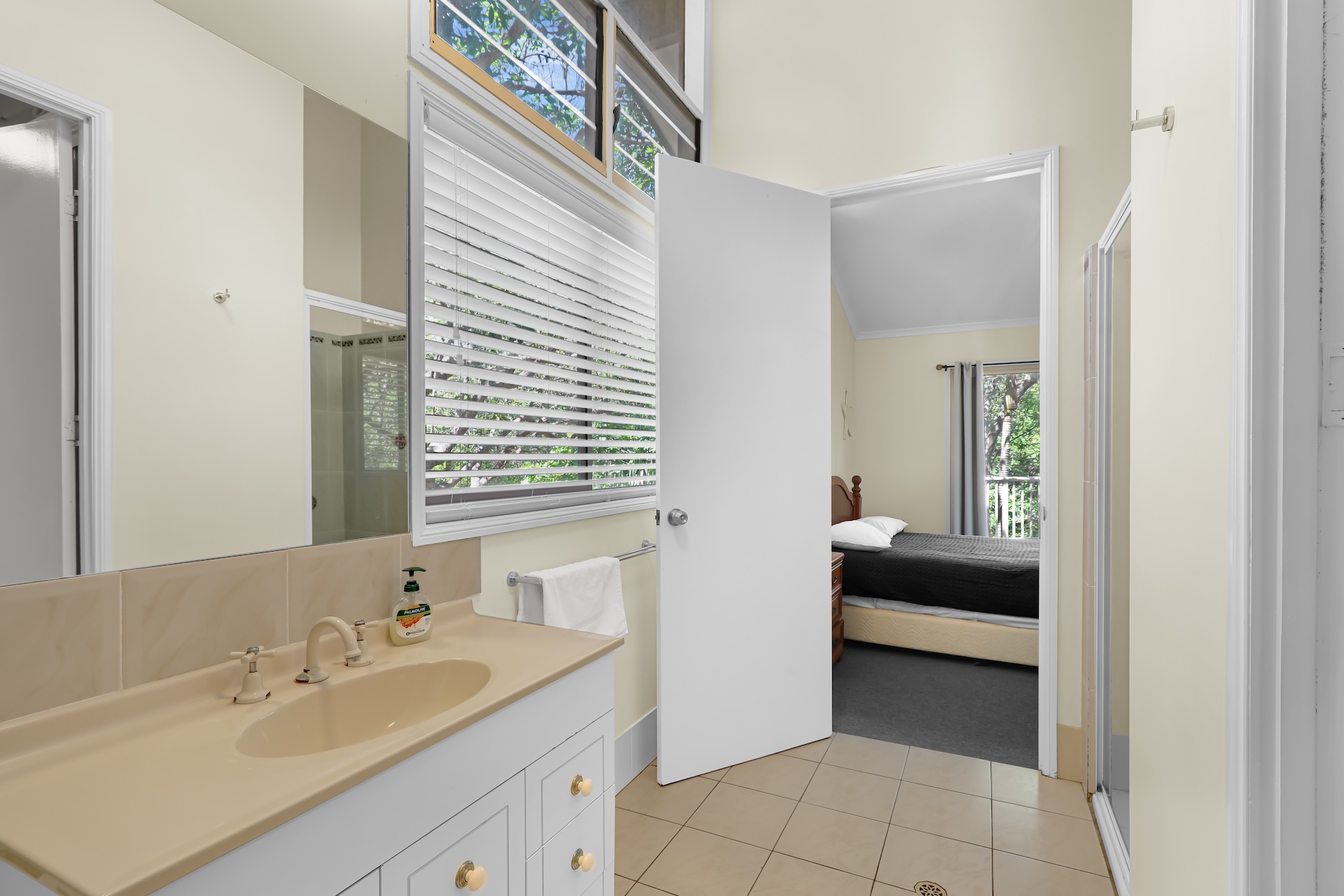 Amaroo House | Ray White North Stradbroke Island