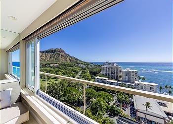 このコンドミニアム／一軒家の詳細ページを見る