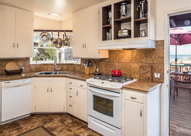 3759 Pacific Grove Retreat 3