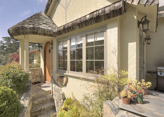 3770 Stone's Throw 6