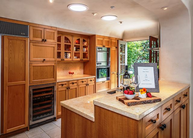 3770 Stone's Throw 3