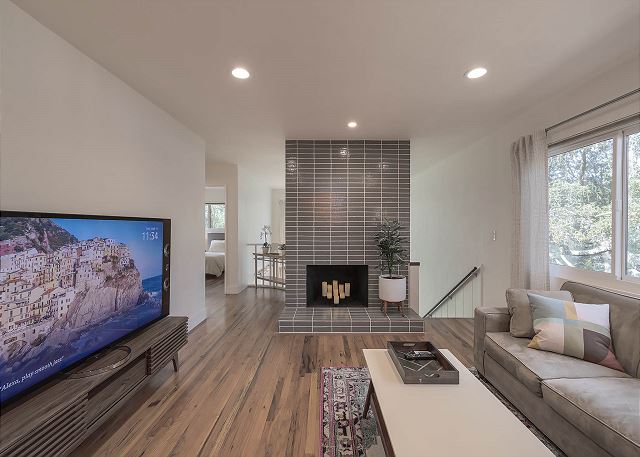 3818 Window to the Woods 3