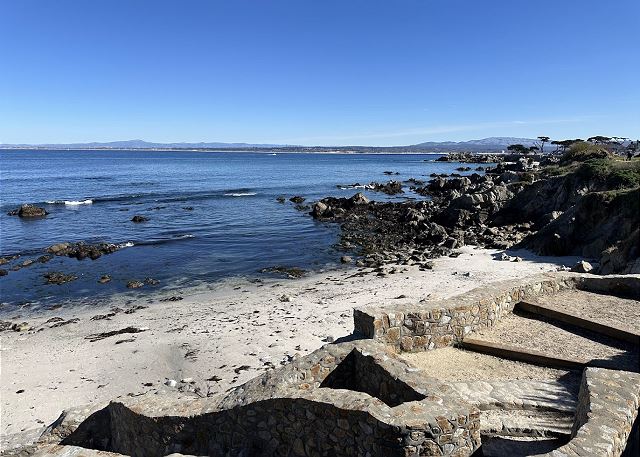 3965 Marine Gardens