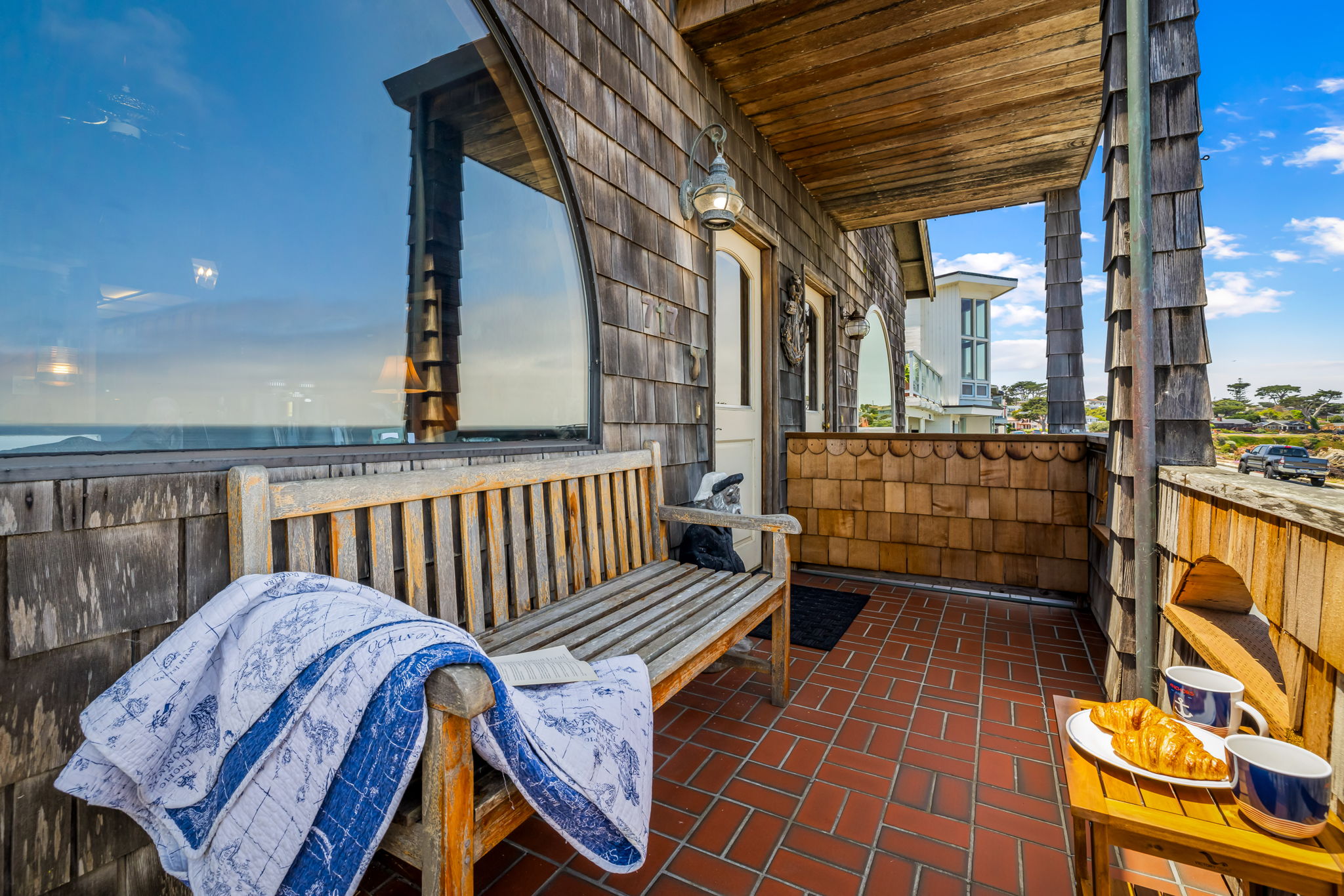 3965 Marine Gardens | Photo 2