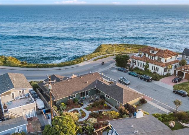 3977 Cliff House