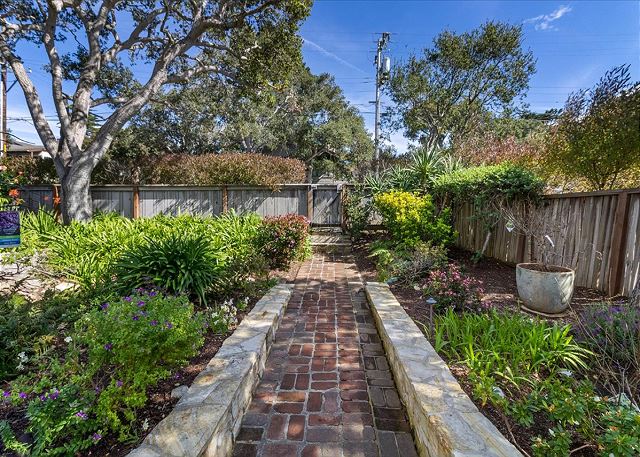 3991 Crane House Carmel 6