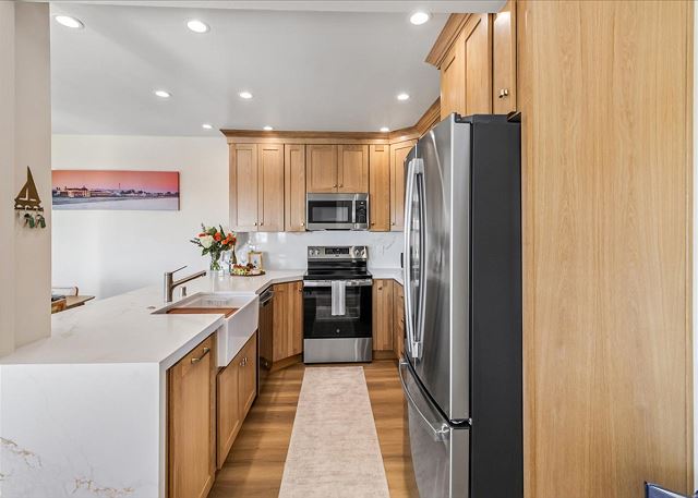 3995 Harbor Lights 4